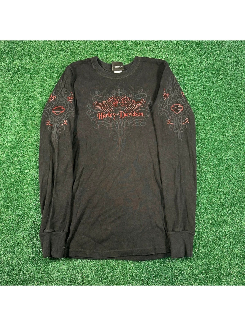 Y2K Harley-Davidson 2008 Tribal Wing Long Sleeve Tee Womens size medium